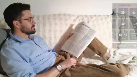 Snapshot of britishpoet chatting on 05-04-26, 08:16 Callum online show from 05-04-26, 08:16
