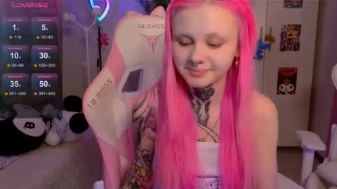 Britney online show from 10-22-25, 05:30