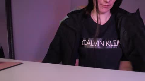 Britney online show from 03-13-26, 09:05