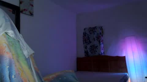 Britney online show from 04-10-26, 01:05