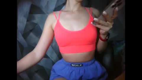 Snapshot of britneykittens chatting on 10-21-25, 03:46 BritneyKittens online show from 10-21-25, 03:46