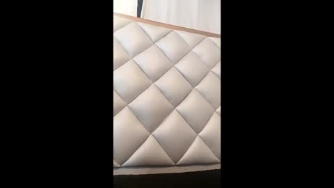 Brittany  online show from 12-19-25, 05:53