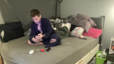 Snapshot of brittanybella chatting on 01-19-25, 07:26 BrittanyBella Oscar online show from 01-19-25, 07:26