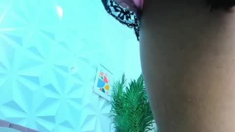 BRIYIT     online show from 01-25-25, 09:36