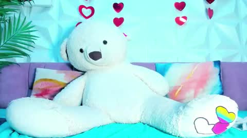 BRIYIT     online show from 03-26-26, 04:40