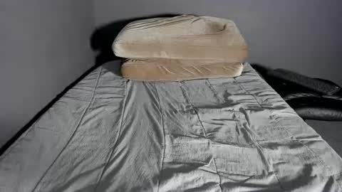 Snapshot of brockhurn_ chatting on 06-25-26, 04:11 brockhurn_ online show from 06-25-26, 04:11