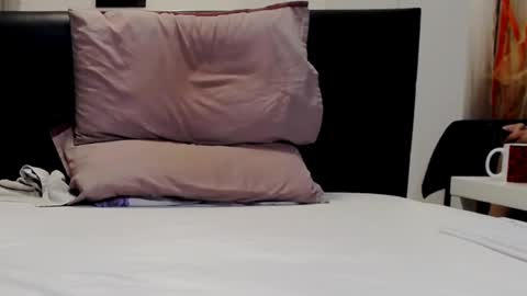 Snapshot of brodystone1 chatting on 12-17-24, 11:27 BrodyStone online show from 12-17-24, 11:27