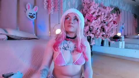     online show from 12-21-25, 02:57