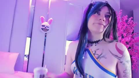     online show from 07-13-26, 01:47