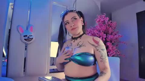     online show from 07-14-26, 02:56