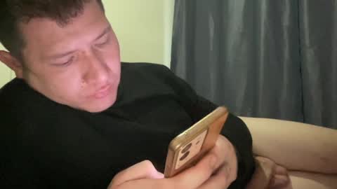 Snapshot of brom12 chatting on 01-02-25, 10:55 Val and Brom online show from 01-02-25, 10:55