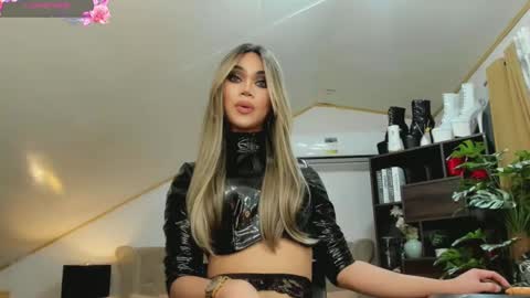 Brooke Shimmers IG online show from 12-21-24, 04:52