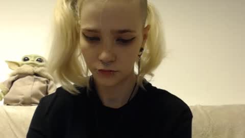 brookewylde_20 online show from 11-18-25, 04:00