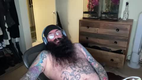 Snapshot of brooklyndreamer chatting on 11-14-25, 02:32 Brooklyn Dreamer online show from 11-14-25, 02:32