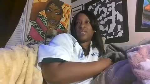 Snapshot of brooklyninfinity chatting on 11-05-25, 02:33 brooklyninfinity online show from 11-05-25, 02:33