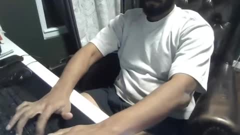 brownbd32 online show from 12-03-24, 08:05