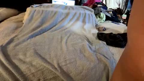 brownbootie1 online show from 03-16-26, 08:46