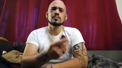 Snapshot of brownboyt chatting on 10-19-25, 03:12 brownboyt online show from 10-19-25, 03:12