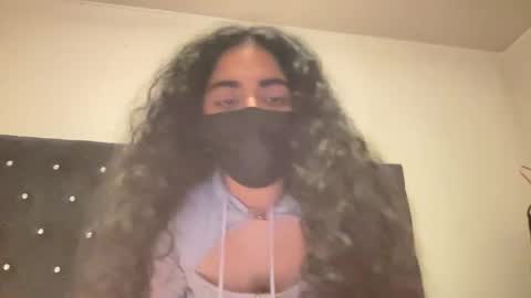 Snapshot of browngoddess1698 chatting on 01-05-25, 01:24 browngoddess1698 online show from 01-05-25, 01:24