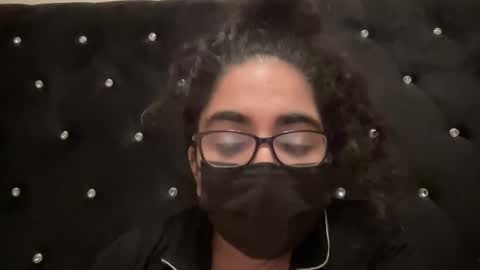 Snapshot of browngoddess1698 chatting on 01-11-25, 03:34 browngoddess1698 online show from 01-11-25, 03:34