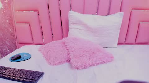 Sara  online show from 01-27-25, 09:00