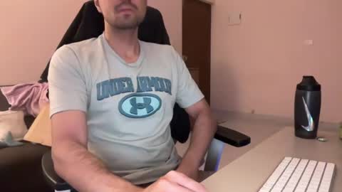 Snapshot of brownmeverick chatting on 07-12-26, 02:30 brownmeverick online show from 07-12-26, 02:30