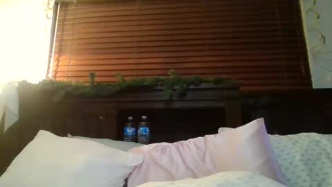 EtherealLilac online show from 01-05-25, 11:44