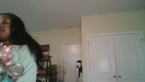 Snapshot of brownsugarcutie3 chatting on 10-14-25, 07:36 Brownsuagrcutie online show from 10-14-25, 07:36