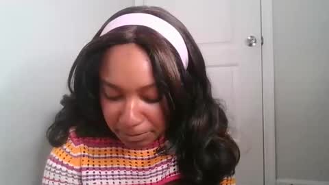 Snapshot of brownsugarcutie3 chatting on 10-18-25, 01:30 Brownsuagrcutie online show from 10-18-25, 01:30