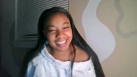Snapshot of brownsugarcutie3 chatting on 05-09-26, 02:50 Brownsuagrcutie online show from 05-09-26, 02:50