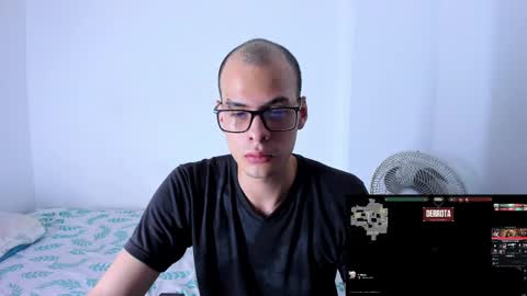 Snapshot of bruce_kane69 chatting on 03-08-25, 09:51 Bruce Kane online show from 03-08-25, 09:51