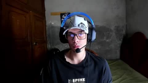 Snapshot of bruce_kane69 chatting on 11-05-25, 07:47 Bruce Kane online show from 11-05-25, 07:47