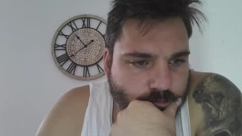 Snapshot of bruce_wayne34 chatting on 10-15-25, 08:36 Bruce Wayne online show from 10-15-25, 08:36
