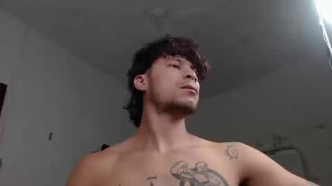 Snapshot of brucewayne1_ chatting on 09-11-25, 12:11 brucewayne1_ online show from 09-11-25, 12:11