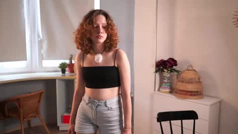 Tess online show from 05-15-26, 02:13