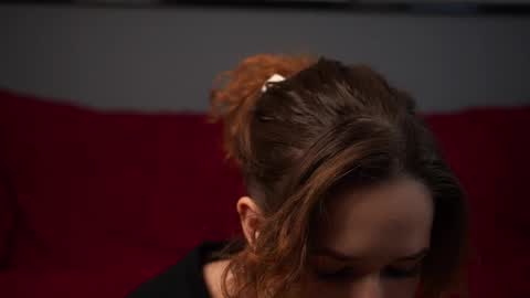 Tess online show from 06-02-26, 03:03