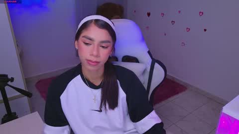 SARAH  online show from 02-24-26, 03:59