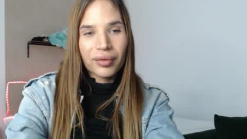 Luna online show from 01-08-26, 05:15