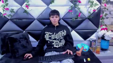 Bruno Cruz online show from 10-23-25, 02:11