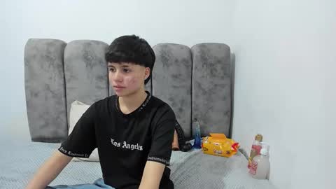 Snapshot of bruno_cruz chatting on 04-14-26, 02:17 Bruno Cruz online show from 04-14-26, 02:17