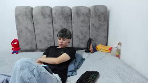 Snapshot of bruno_cruz chatting on 05-14-26, 02:29 Bruno Cruz online show from 05-14-26, 02:29