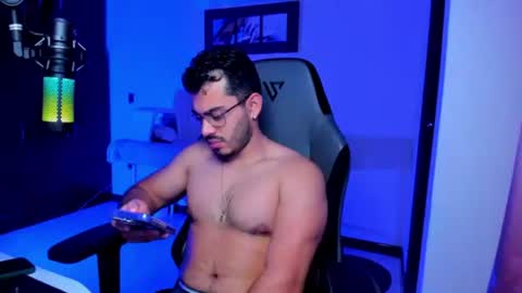 Snapshot of bruno_diaz31 chatting on 06-28-26, 02:28 Bruno online show from 06-28-26, 02:28