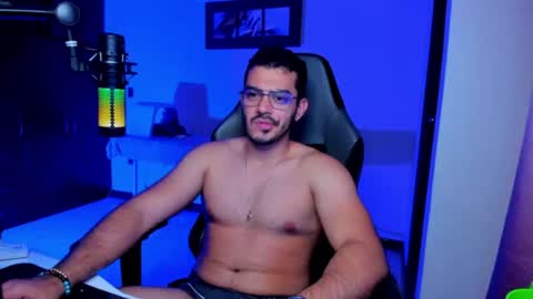 Snapshot of bruno_diaz31 chatting on 07-12-26, 04:25 Bruno online show from 07-12-26, 04:25