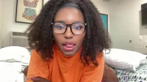 Snapshot of brunobangzz chatting on 10-16-25, 04:57 JayBangerz online show from 10-16-25, 04:57