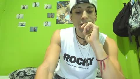 Snapshot of brunocuttie94 chatting on 06-07-26, 05:49 Join my fan club here 150 tokens a month online show from 06-07-26, 05:49