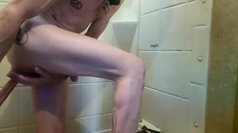 Snapshot of brushsquach chatting on 01-28-25, 09:40 Steve... aka SkinnieDippin aka TimberTramp online show from 01-28-25, 09:40