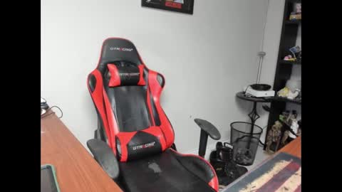 BRUTALMASTER1983 online show from 11-18-25, 06:56