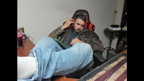 BRUTALMASTER1983 online show from 11-25-25, 07:52