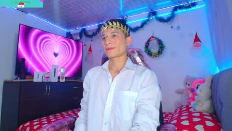 Snapshot of bryam_hot chatting on 12-14-24, 01:06 BRYAM INDEPENDENT MODEL online show from 12-14-24, 01:06