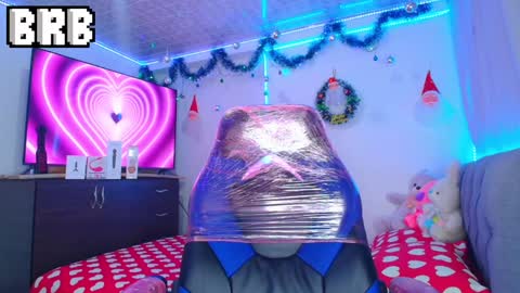 Snapshot of bryam_hot chatting on 12-14-24, 07:18 BRYAM INDEPENDENT MODEL online show from 12-14-24, 07:18